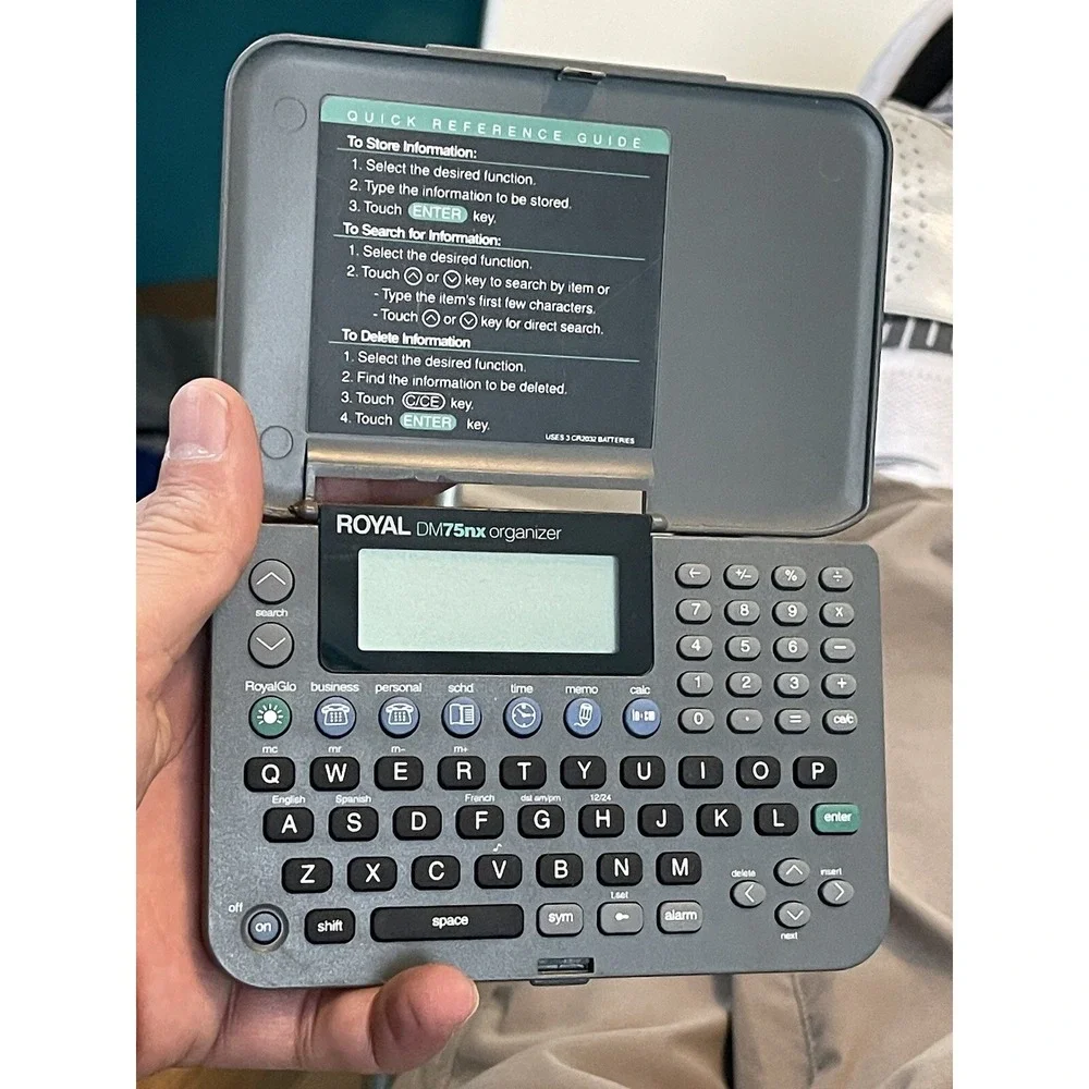 Royal DM75nx personal Organizer Calculator Vintage Works Great